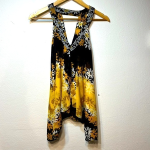 Diane‎ Von Furstenberg DVF yellow, black, brown, and white floral v neck blouse